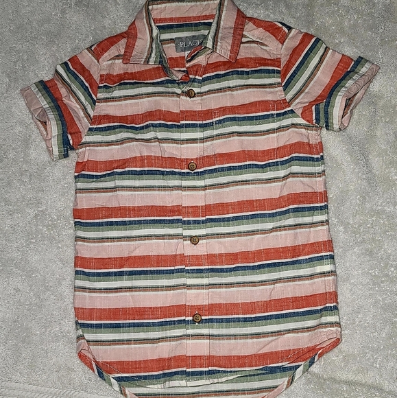 Shirt - Picture 4 of 4